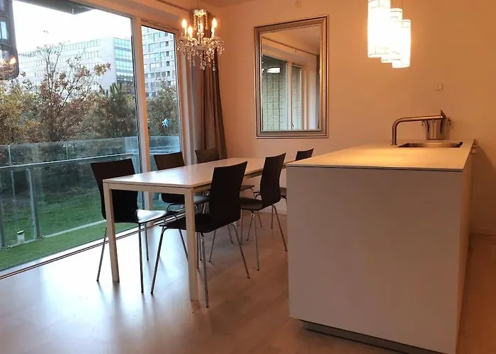 1 Bedroom Designer Flat *