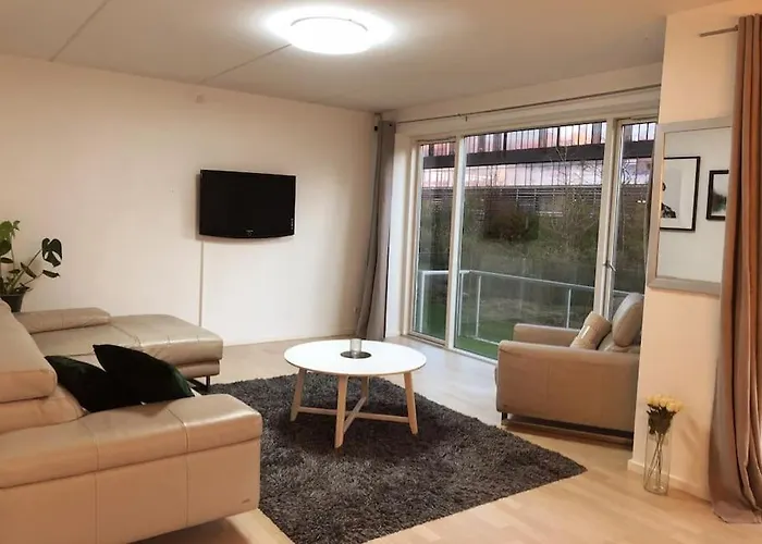 1 Bedroom Designer Flat *