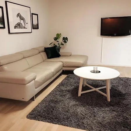 1 Bedroom Designer Flat Apartmán *